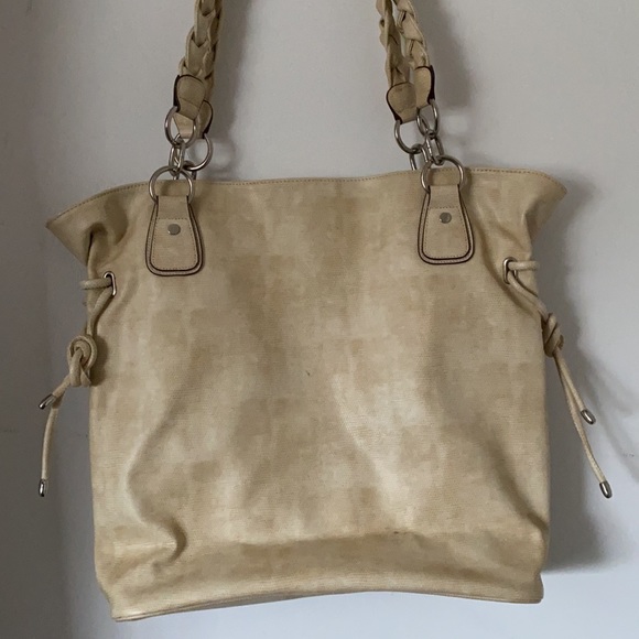 🌿 Oversized Beige Purse - Picture 2 of 3
